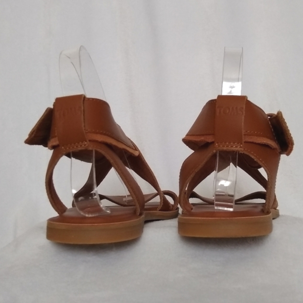 Toms Tan Leather Sandals Minimalist Flat Design Women's Sz 8 - Picture 4 of 11